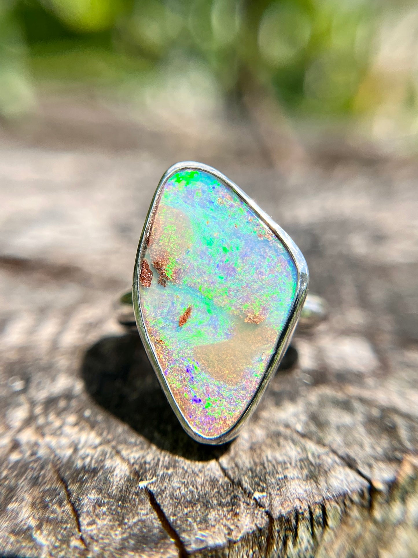 Neon Flash Pipe Opal Ring